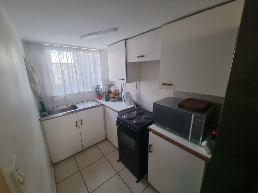 To Let 1 Bedroom Property for Rent in Plumstead Western Cape